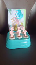 6 Cavity sicle Molds Plastic Giraffe shape Ice Moulds (1 Pc)